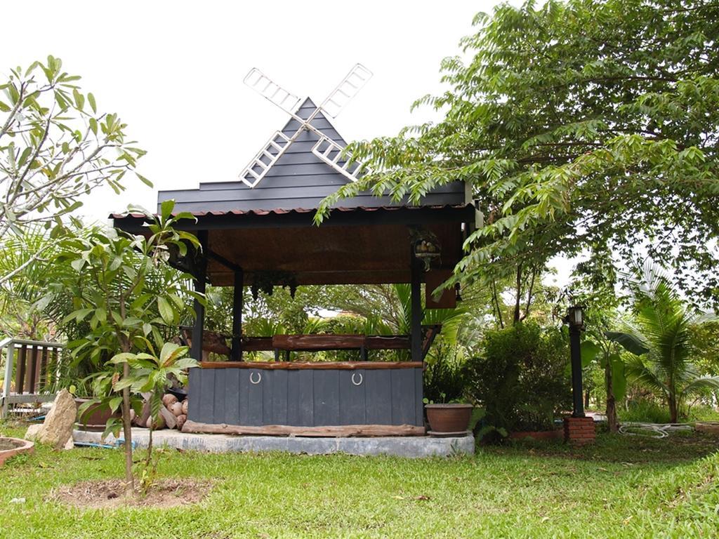 Ban Huai Yai Cowboy Farm Resort Pattaya מראה חיצוני תמונה