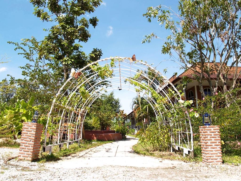 Ban Huai Yai Cowboy Farm Resort Pattaya מראה חיצוני תמונה