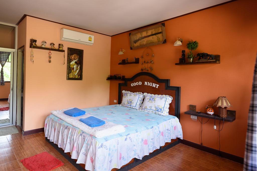 Ban Huai Yai Cowboy Farm Resort Pattaya מראה חיצוני תמונה