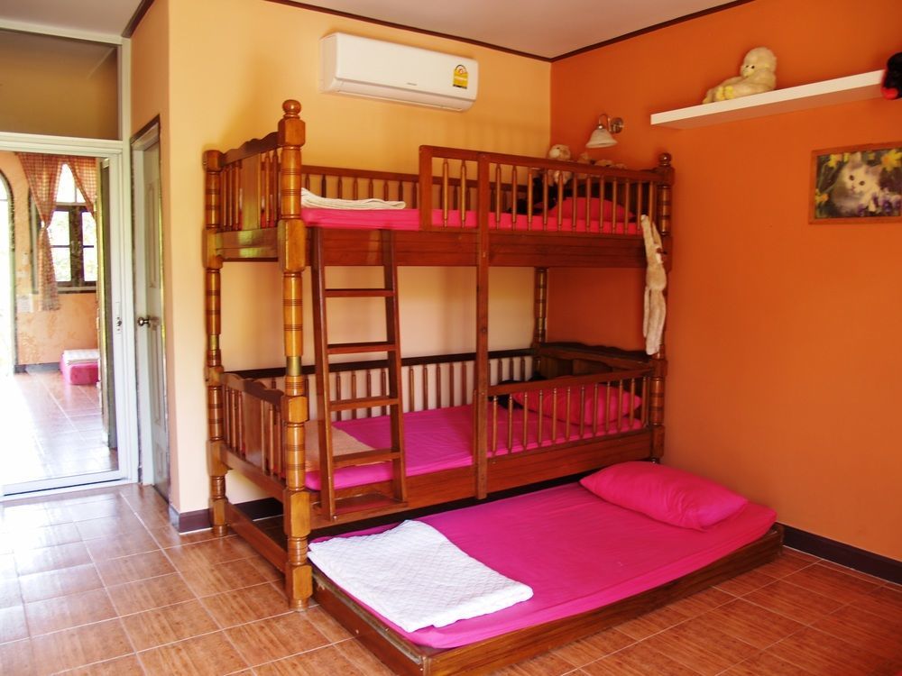 Ban Huai Yai Cowboy Farm Resort Pattaya מראה חיצוני תמונה